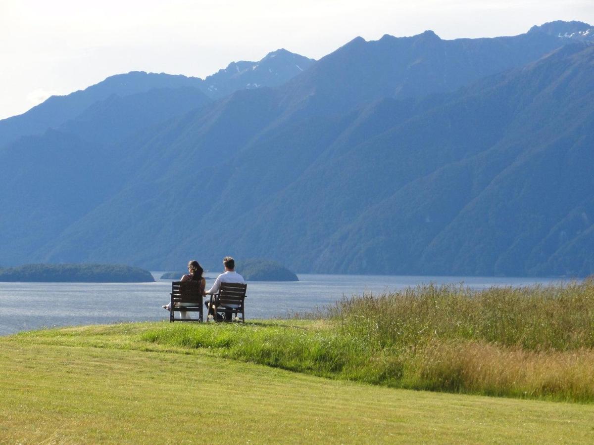 Fiordland Lodge Te Anau Ngoại thất bức ảnh